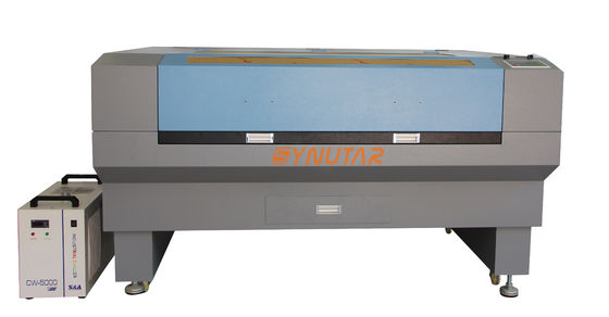 Máquina de grabado de corte con láser de CO2 de 50Hz de alta velocidad de 150W para no metales