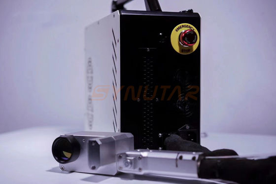 Máquina de limpieza láser pulsada de moho portátil ligera de 50W con tipo de mano