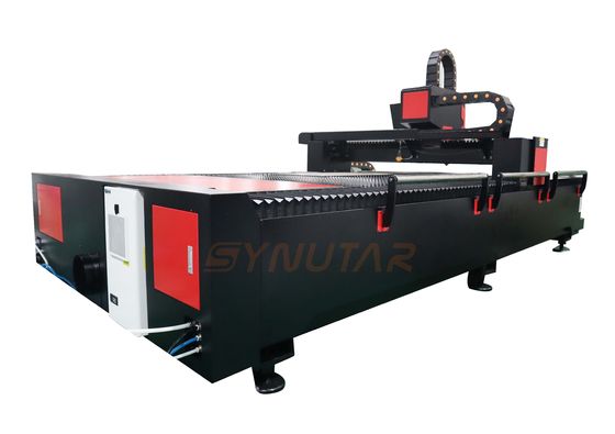 Máquina de corte por láser de fibra de refrigeración por agua con sistema de control Cypcut para fabricación de metales